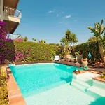 Cannizzaro Villa *